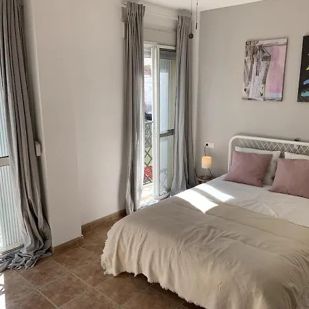 Apartament 2-bedroom Sunny Flat *