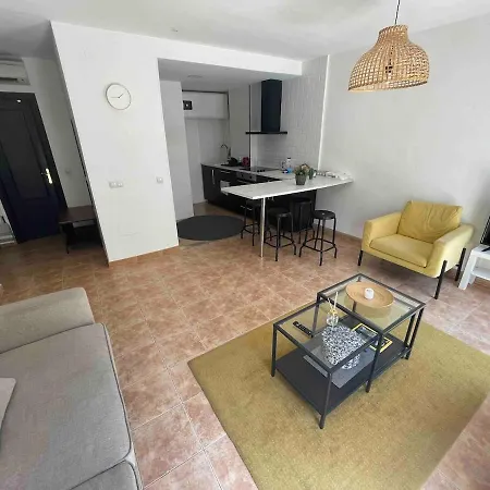 Apartament 2-bedroom Sunny Flat *