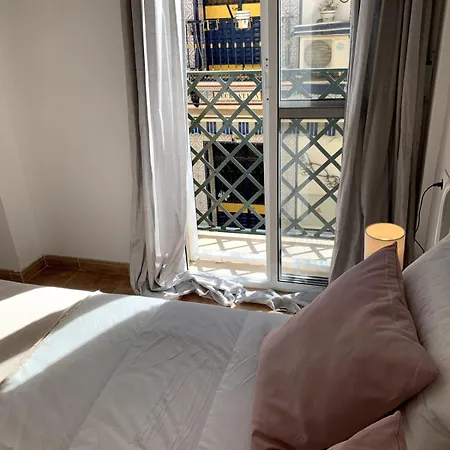 2-bedroom Sunny Flat Malaga